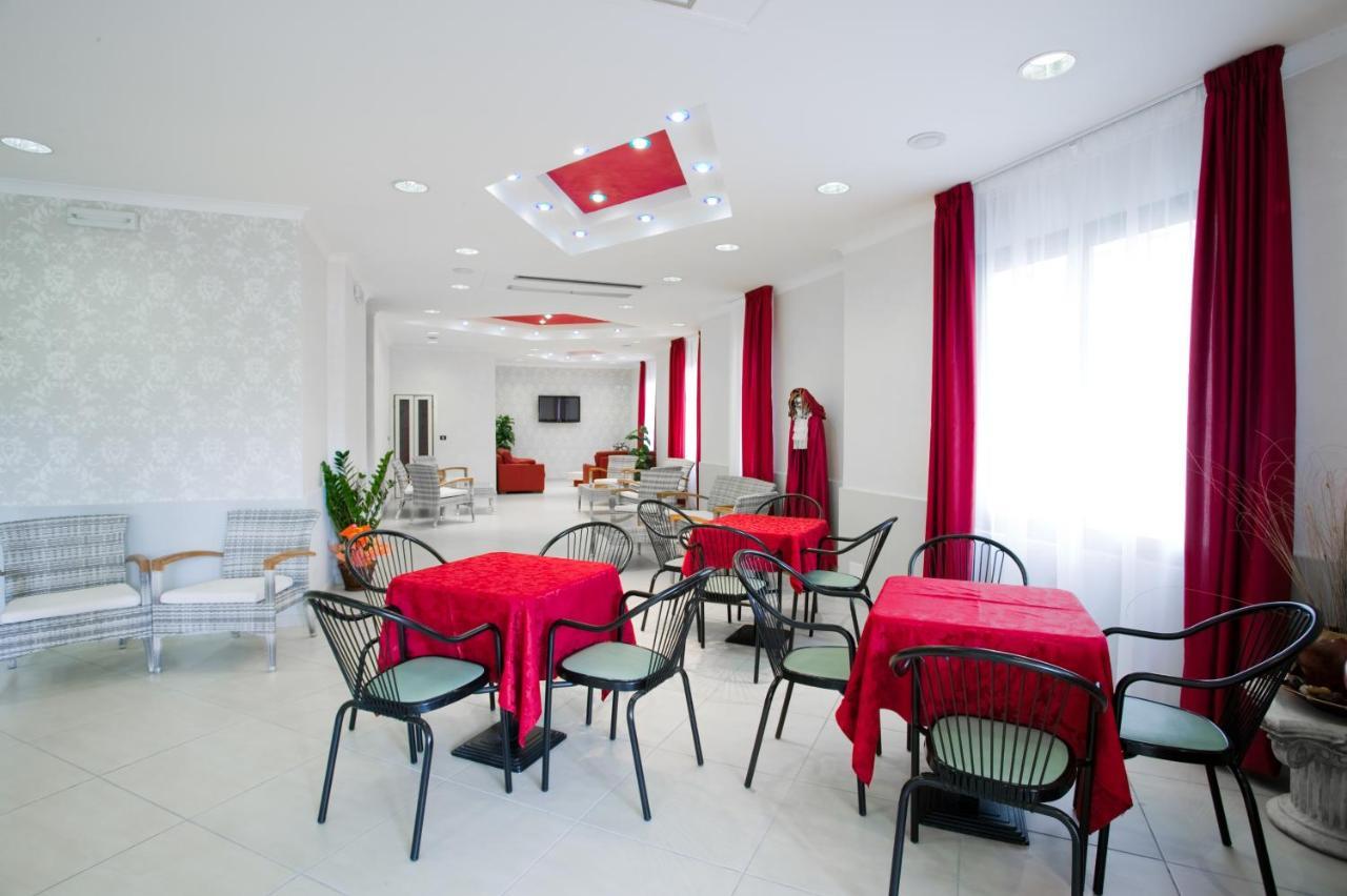 Hotel Le Lune Gatteo a Mare Exteriér fotografie