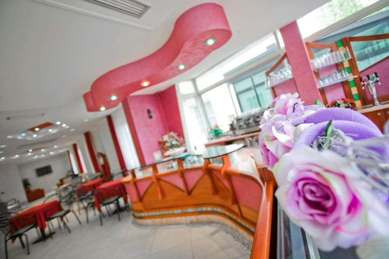 Hotel Le Lune Gatteo a Mare Exteriér fotografie
